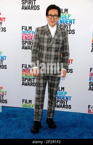 Santa Monica, Kalifornien 04. März 2023. Dwyane Wade und Gabrielle Union bei den Film Independent Spirit Awards 2023 am 04. März 2023 in Santa Monica, Kalifornien. Kredit: Faye Sadou/Media Punch Santa Monica, Ca. März 04: Ke Huy Quan Bei Den Film Independent Spirit Awards 2023 Am 04. März 2023 In Santa Monica, Kalifornien. Kredit: Faye Sadou/Media Punch/Alamy Live News Stockfoto