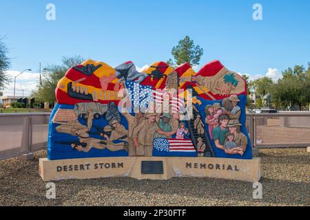 Desert Storm Memorial in Wesley Bolin Memorial Plaza vor dem Kapitolgebäude von Arizona in Phoenix, Arizona, Arizona, Arizona, USA. Stockfoto