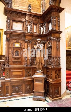 Innenansicht der Burg Peleș in Sinaia, Rumänien Stockfoto