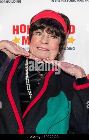 Los Angeles, USA. 4. März 2023. Actree Joanne Worley besucht das Hollywood Museum bei der Enthüllung von Film Legend Mary Pickford's Ball Gown im Hollywood Museum, Los Angeles, CA, 4. März 2023 Kredit: Eugene Powers/Alamy Live News Stockfoto