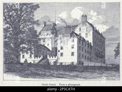 Castle Grant der ehemalige Sitz der Clan Grant-Häuptlinge von Strathspey in Highlands, Schottland, aus dem Buch " A history of the Scottish Highlands, Highland Clans and Highland Regiments " Band 2 von Maclauchlan, Thomas, 1816-1886; Wilson, John, 1785-1854; Keltie, John Scott, Sir, 1840-1927 Publication date 1875 Publisher Edinburgh ; London : A. Fullarton Stockfoto