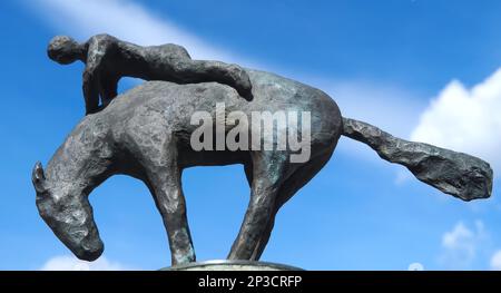 Skulptur eines Rodeo-Reiters, Pferd und Person Stockfoto