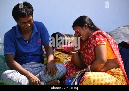 Kalkutta, Indien. 4. März 2023. Die Adenovirus-Infektion breitet sich in Kalkutta schnell aus. 4 Kinder sind in den letzten 24 Stunden gestorben. Säuglingstodesfälle durch Erkältungen und Lungeninfektionen, Lungenentzündung, Fieber usw. (Kreditbild: © Sayantan Chakraborty/Pacific Press via ZUMA Press Wire) NUR REDAKTIONELLE VERWENDUNG! Nicht für den kommerziellen GEBRAUCH! Stockfoto