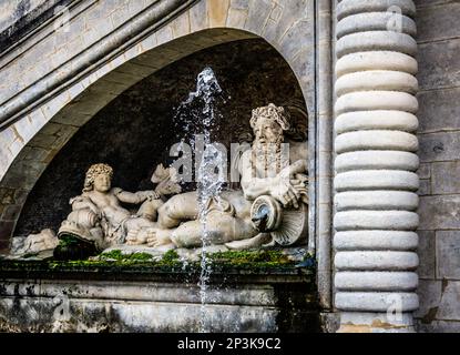 Statue von Alphee de la Fontaine Stockfoto