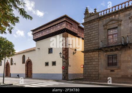 Plaza del Adelantado und Kirche und Kloster Santa Catalina de Siena, San Cristobal de la Laguna, Teneriffa, Kanarische Inseln Stockfoto