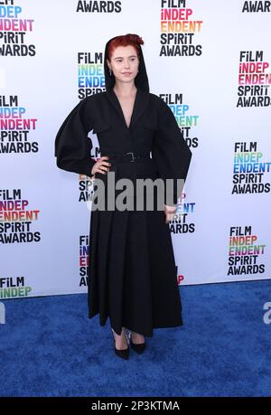 Jessie Buckley nimmt am 04. März 2023 an den Film Independent Spirit Awards 2023 in Santa Monica, Kalifornien, Teil. Foto: Crash/imageSPACE Stockfoto