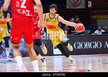 Mediolanum Forum, Mailand, Italien, 05. März 2023, Matteo Imbro (GIVOVA Scafati) während der EA7 Emporio Armani Milano vs GIVOVA Scafati – Italienischer Basketball A Series Championship Stockfoto