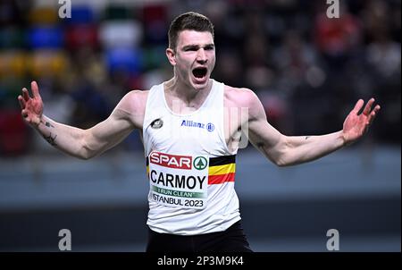 Der belgische Thomas Carmoy feiert am Sonntag, den 05. März 2023, das Highjump-Finale der Herren bei der 37. Ausgabe der europäischen Leichtathletik-Hallenmeisterschaft in Istanbul, Türkei. Die Meisterschaften finden vom 2. Bis 5. März statt. BELGA FOTO JASPER JACOBS Stockfoto