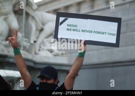 Wien, Österreich. 21. Juni 2009. Anti-Iran-Demonstration vor dem Parlament in Wien Stockfoto