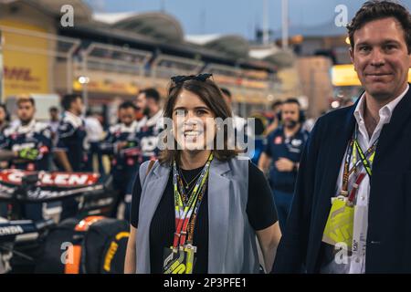 Sakhir, Bahrain. 05. März 2023. Prinzessin Eugenie (GBR) auf dem Raster. 05.03.2023. Formel-1-Weltmeisterschaft, Rd 1, Bahrain Grand Prix, Sakhir, Bahrain, Wettkampftag. Das Foto sollte wie folgt lauten: XPB/Press Association Images. Kredit: XPB Images Ltd/Alamy Live News Stockfoto