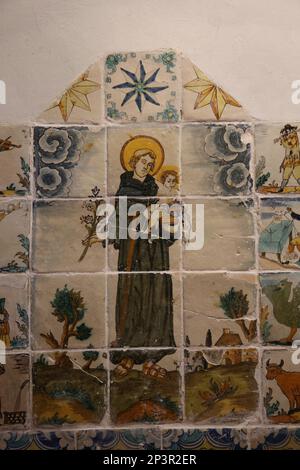 Gefliestes Porträt des Heiligen Antonius von Padua (1195-1231). 19. Jahrhundert. Küche. Kloster Pedralbes. Barcelona. Katalonien. Spanien. Stockfoto