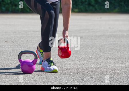 Accessoires für das Sporttraining und Gymnastik, um fit zu bleiben Stockfoto