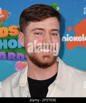 Los Angeles, USA. 04. März 2023. Mr Beast nimmt am 04. März 2023 am Microsoft Theater in Los Angeles, Kalifornien, an den Nickelodeon Kids' Choice Awards 2023 Teil. Foto: Casey Flanigan/imageSPACE/Sipa USA Kredit: SIPA USA/Alamy Live News Stockfoto