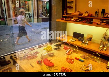 Mesones Straße. Einkaufsstraße. Granada. Andalusien, Spanien Stockfoto