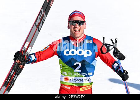 Planica, Slowenien. 05. März 2023. Paal Golberg aus Norwegen feiert nach dem Sieg des Men's Mass Start 50km Classic-Rennens bei den Nordic World Championships in Planica. (Foto: Andrej Tarfila/SOPA Images/Sipa USA) Guthaben: SIPA USA/Alamy Live News Stockfoto