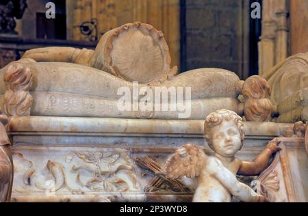 königliches Mausoleum. Grab der katholischen Monarchen. Detail der Königin Isabel von Domenico Fancelli. In der Königlichen Kapelle der Kathedrale. 16. Jahrhundert. Granada Stockfoto