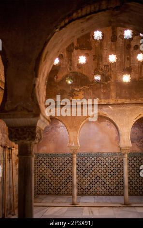 Königlichen Bäder, Palacio de Comares, Alhambra. Granada, Andalusien, Spanien Stockfoto