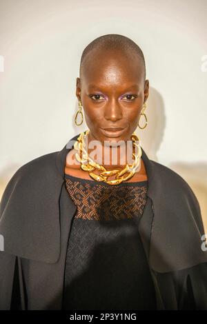 Paris, Frankreich. 05. März 2023. Gäste besuchen die Herbstshow Didu Paris Womenswear im Winter 2023-2024 im Rahmen der Paris Fashion Week am 03. März 2023 in Paris, Frankreich. Foto von ShootPix/ABACAPRESS.COM Kredit: Abaca Press/Alamy Live News Stockfoto