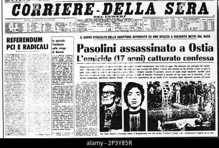 1975 , ITALIEN : das Titelblatt der Zeitung IL CORRIERE DELLA SERA , 3 . november , mit der Schlagzeile der Ermordung des gefeierten italienischen Regisseurs , Schriftstellers und Dichters PIER PAOLO PASOLINI ( Bologna 1922 - Roma 1 . november 1975 ) von Pino Pelosi alias La Rana ( Der Frosch ) - REGISTA - POETA - POESIA - POESIE - POESIE - SCRITTORE - DRAMMATURGO - LETTERATURA - LETTERATO - LITERATUR - Copertina di giornale quotidiano - omicidio --- Archivio GBB Stockfoto