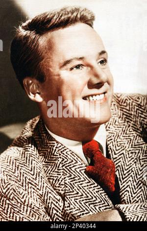 1947 : der amerikanische Schauspieler VAN JOHNSON ( geboren in Newport , Rhode Island , 25 . august 1916 ) - FILM - KINO - Porträt - Rituto - Lächeln - sorriso - Cravatta - Krawatte --- Archivio GBB Stockfoto