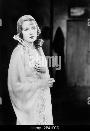 1926 , USA : die Filmdarstellerin GRETA GARBO ( 1905 - 1990 ) in DER VERFÜHRERIN ( La Tentatrice ) von Fred Niblo , aus einem Roman von Vincente Blasco Ibanez - STUMMFILM - KINO MUTO - FILM - cappello - Hut - pizzo - Spitze ---- Archivio GBB Stockfoto