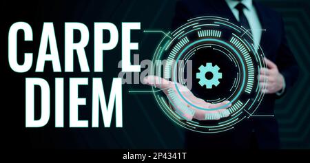 Textunterschrift mit Carpe Diem. Ein öffentliches Festival, bei dem die Menschen Musik und Tanz spielen Stockfoto