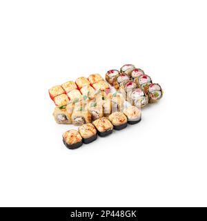 Asiatisch gebackene Sushi-Brötchen auf weißem Hintergrund isoliert Stockfoto