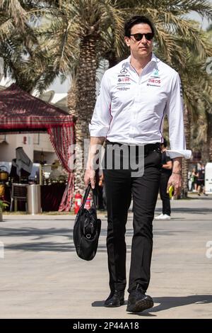 Sakhir, Bahrain. , . Weltmeisterschaft F1 2023. Bahrain GP. Toto Wolff, Executive Director Mercedes.MANAMA, BAHRAIN, Sakhir Circuit, 5. März 2023: Toto WOLFF, Executive Director des Mercedes-Benz Grand Prix, während des Bahrain Formel 1 Grand Prix auf der Bahrain International Circuit in der Nähe von Manama City in der Stadt Sakhir am 05. März. 2023. Formel 1 - F1 Motorsport, gebührenpflichtiges Bild, Foto und Copyright © Cristiano BARNI/ ATP images (BARNI Cristiano /ATP/SPP) Kredit: SPP Sport Press Photo. Alamy Live News Stockfoto