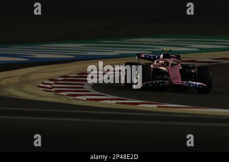 Manama, Bahrain. 04. März 2023. MANAMA, BAHRAIN, Sakhir Circuit, 04. März 2023: #10, Pierre GASLY, FRA, Alpine F1 Team, Alpine A523 Renault während des Bahrain Formel 1 Grand Prix auf der Bahrain International Circuit nahe Manama City in der Stadt Sakhir am 4. März. 2023. Formel 1 - F1 Motorsport, gebührenpflichtiges Bild, Foto und Copyright © Jun QIAN/ ATP images (QIAN Jun/ATP/SPP) Guthaben: SPP Sport Press Photo. Alamy Live News Stockfoto