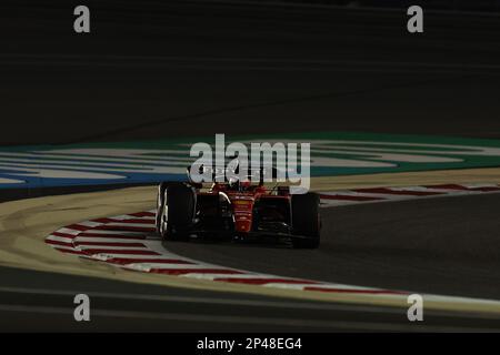 Manama, Bahrain. 04. März 2023. MANAMA, BAHRAIN, Sakhir Circuit, 04. März 2023: Nr. 16, Charles LECLERC, MCO, Team Scuderia Ferrari, SF23, Am 4. März während des Formel 1 Grand Prix in Bahrain auf der Bahrain International Circuit in der Nähe von Manama City in der Stadt Sakhir. 2023. Formel 1 - F1 Motorsport, gebührenpflichtiges Bild, Foto und Copyright © Jun QIAN/ ATP images (QIAN Jun/ATP/SPP) Guthaben: SPP Sport Press Photo. Alamy Live News Stockfoto