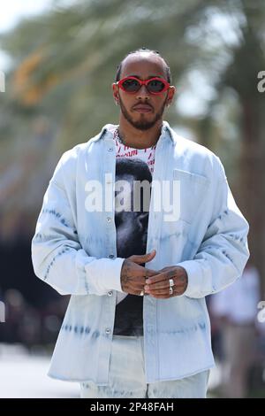 Manama, Bahrain. 04. März 2023. MANAMA, BAHRAIN, Sakhir Circuit, 04. März 2023: Nr. 44, Lewis HAMILTON, GBR, Mercedes AMG F1 Team, während des Formel-1-Grand Prix von Bahrain auf der Bahrain International Circuit in der Nähe von Manama in der Stadt Sakhir am 4. März. 2023. Formel 1 - F1 Motorsport, gebührenpflichtiges Bild, Foto und Copyright © Jun QIAN/ ATP images (QIAN Jun/ATP/SPP) Guthaben: SPP Sport Press Photo. Alamy Live News Stockfoto