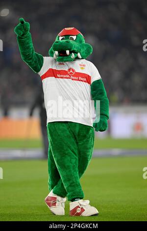 Mascot Crocodile Fritzle, VfB Stuttgart, Mercedes-Benz Arena, Stuttgart, Baden-Württemberg, Deutschland Stockfoto