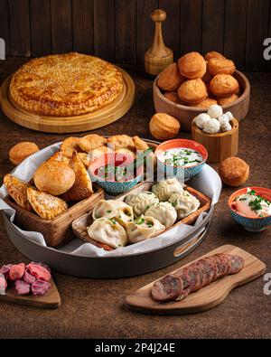 Auswahl an orientalischen Gerichten Stockfoto