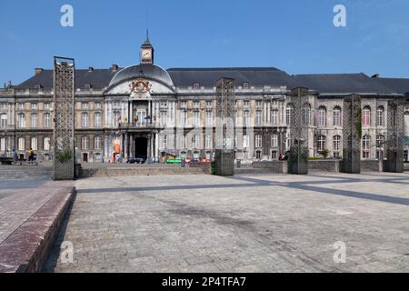 Lüttich, Belgien - August 27 2017: Der Palast der Fürstenbischöfe (Französisch: Palais des Princes-Evêques) ist ein historisches Gebäude am Place Saint- Stockfoto