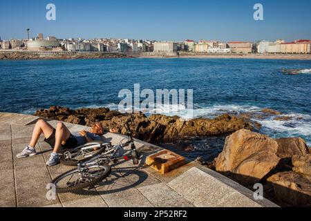 Ensenada del Orzan von Punta Liseiro, Coruña Stadt, Galicien, Spanien Stockfoto