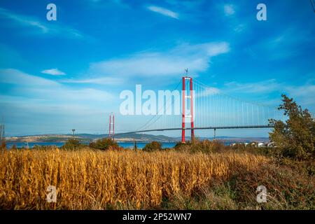 Die Brücke Canakkale 1915 in Canakkale, Türkei. Eine der längsten Brücken der Welt. Erbaut über der Dardanelles-Straße Stockfoto