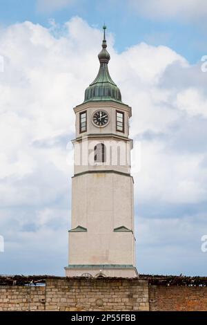 Belgrad, Serbien - Mai 24 2019: Der Sahat-Turm der Belgrader Festung im Kalemegdan-Park. Stockfoto