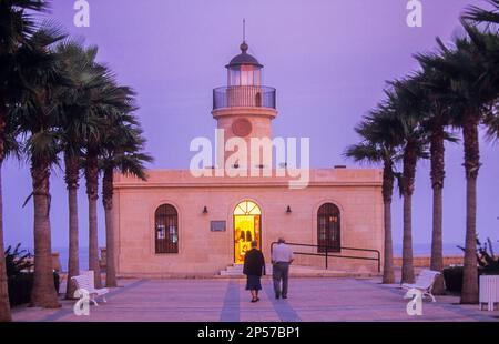 Leuchtturm, Roquetas de Mar.Almeria Provinz, Andalusien, Spanien. Stockfoto