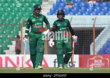 Shakib Al Hasan und Mushfiqur Rahim während des 3. Internationalen Spiels Banglad-England im Stadion Zahur Ahmed Chowdhury, Sagorika, Chattogram, Stockfoto