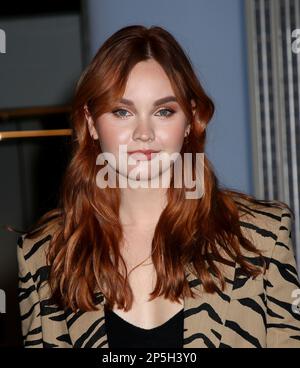 New York City, NY, 6. März 2023, Liana Liberato die Besetzung von „Scream VI“ besucht das Empire State Building am 6. März 2023 in New York City, NY ©Steven Bergman/AFF-USA.COM Stockfoto