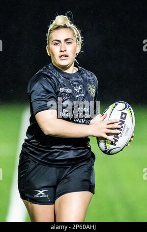 York Valkyrie's Sinead Peach während eines Trainings im York St John University Sports Park, York. Ende letzten Jahres wog Sinead Peach viel Kummer bei der Weltmeisterschaft, aber die Star der York Valkyrie hat sich schnell darauf konzentriert, an der Spitze und im Mittelpunkt einer neuen, mutigen Ära der Frauen-Rugby-Liga zu stehen. Bilddatum: Mittwoch, 1. März 2023. Stockfoto