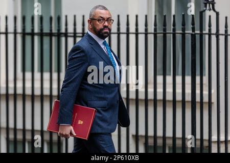 Downing Street, London, Großbritannien. 7. März 2023 James clever MP, Staatssekretär für auswärtige Angelegenheiten, Commonwealth und Entwicklungsangelegenheiten, nimmt an der wöchentlichen Kabinettssitzung in der Downing Street 10 Teil. Foto: Amanda Rose/Alamy Live News Stockfoto