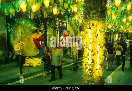 Barcelona: Verdistraße verziert, während Gracia Festival Stockfoto