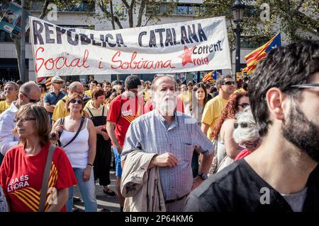 Politische Demonstration für die Unabhängigkeit Kataloniens. Catalunya Platz. 19. Oktober 2014. Barcelona. Katalonien. Spanien. Stockfoto