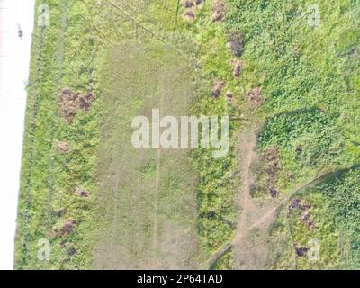 Luftaufnahme von Landkarten mit einem unbemannten Luftfahrzeug in Bogor, Indonesien. Stockfoto