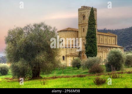 Abtei Sant'Antimo, Montalcino, Val d'Orcia, Toskana, Italien Stockfoto