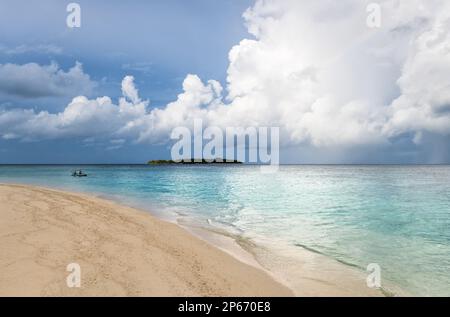 Ein paar Kanufahrten in Baa Atoll, Malediven, Indischem Ozean, Asien Stockfoto