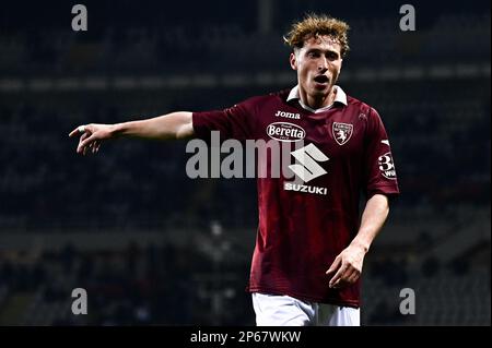 Turin, Italien. 06. März 2023 Mergim Vojvoda vom Turin FC Gesten während des Fußballspiels der Serie A zwischen dem Turin FC und dem Bologna FC. Kredit: Nicolò Campo/Alamy Live News Stockfoto