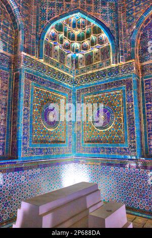 Innere Gräber, Shad-i-Mulk Oko Mausoleum, 1371-1383, Shah-i-Zinda, UNESCO-Weltkulturerbe, Samarkand, Usbekistan, Zentralasien, Asien Stockfoto