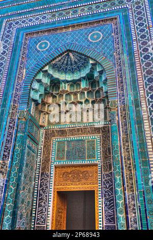 Kutlug Oko Mausoleum, Shah-i-Zinda, UNESCO-Weltkulturerbe, Samarkand, Usbekistan, Zentralasien, Asien Stockfoto